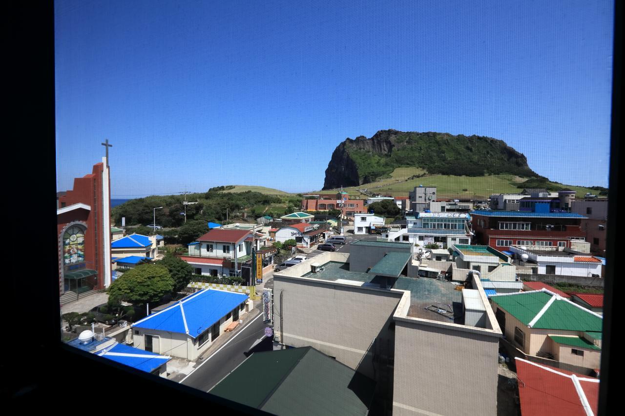Blue Mountain Hotel Songsan-ni Екстер'єр фото