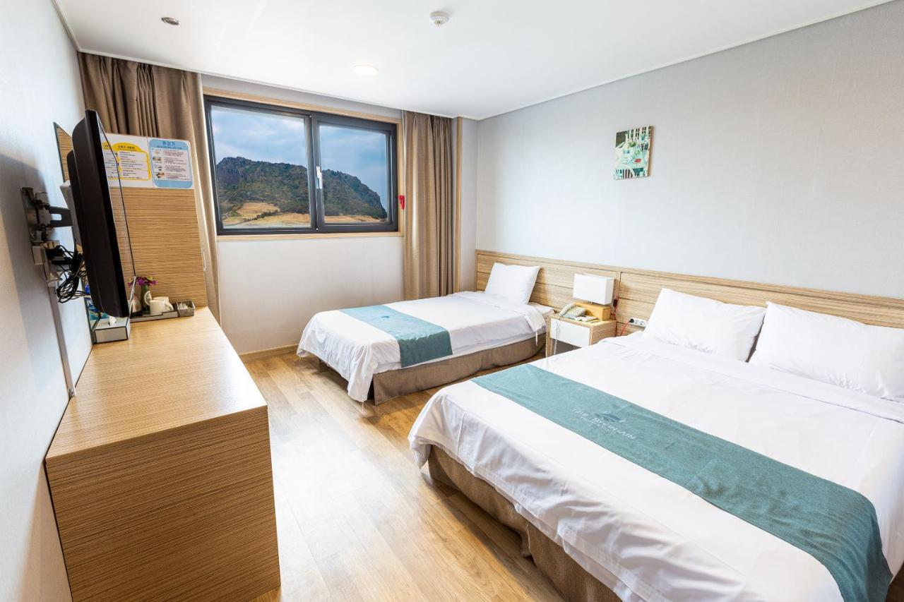 Blue Mountain Hotel Songsan-ni Екстер'єр фото